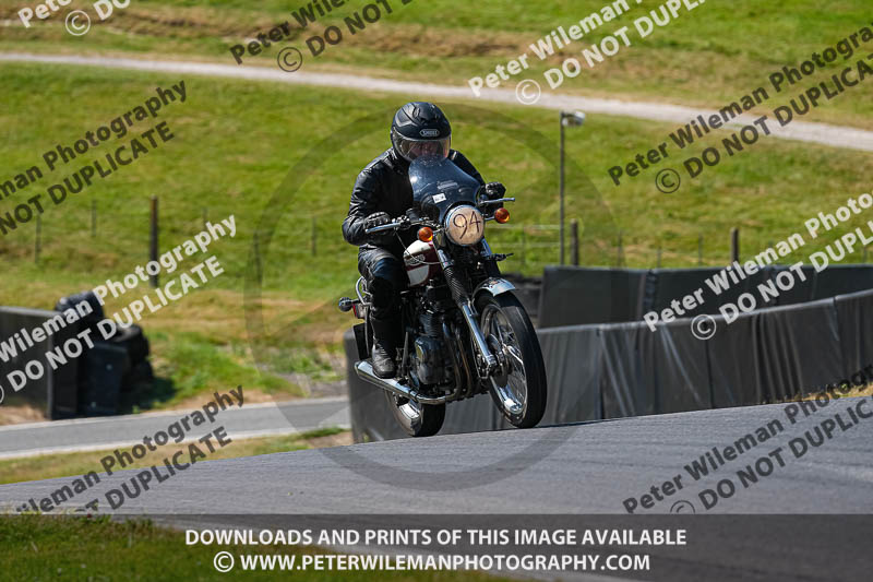 cadwell park;cadwell park photographs;cadwell trackday photographs;enduro digital images;event digital images;eventdigitalimages;peter wileman photography;racing digital images;trackday digital images;trackday photos
